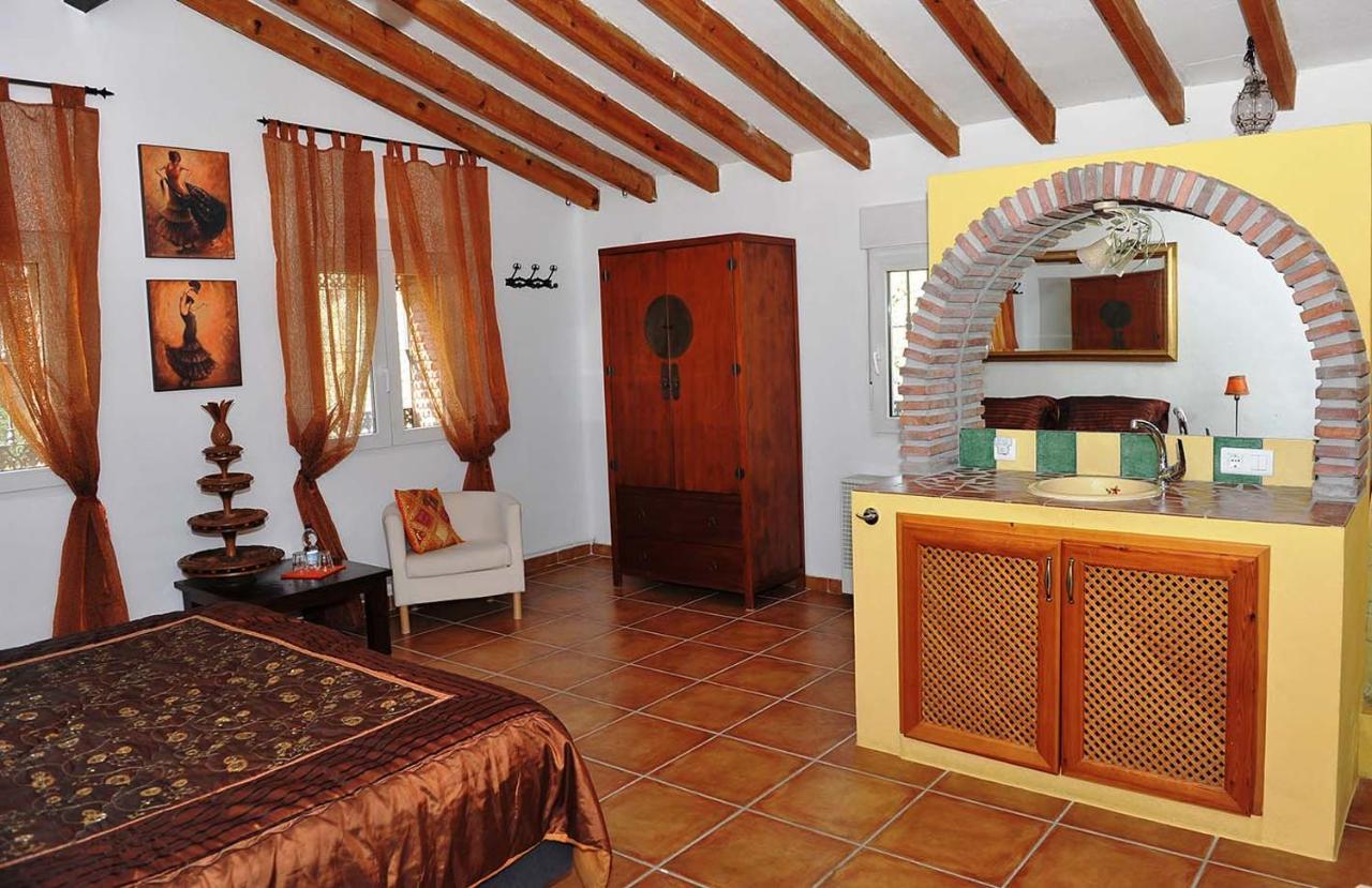 B&B Finca La Loma Comares Extérieur photo